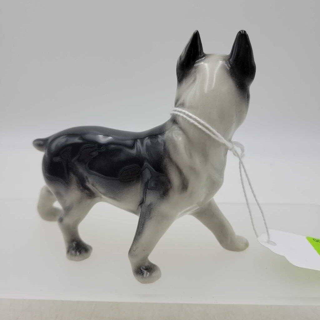 Bulldog Dog Figure (US2)