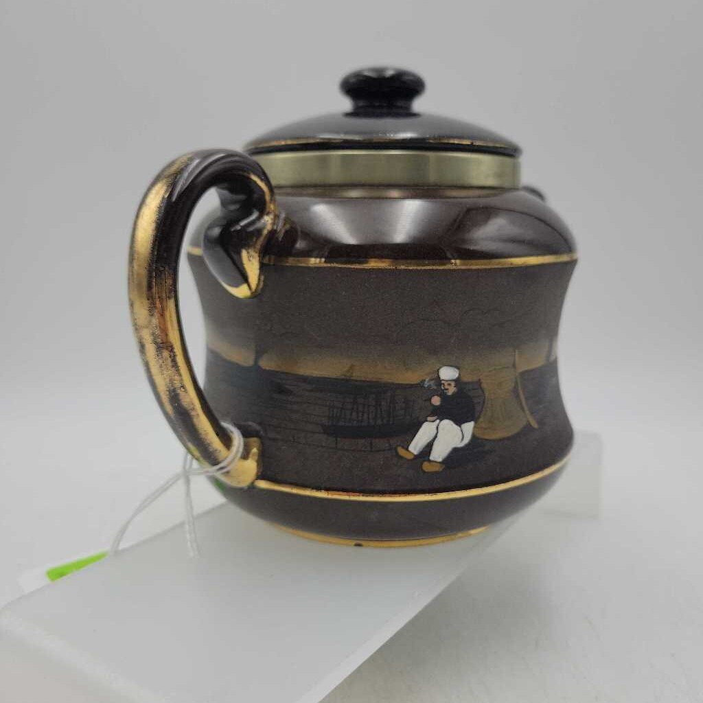Taylor Tunnicliffe & Co Tea Pot 1908 (GEC)