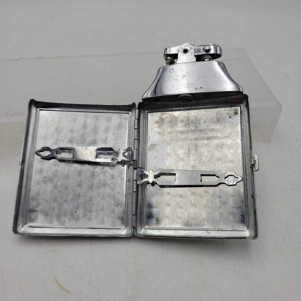 Vintage Lighter/Cigarette Case (JL)
