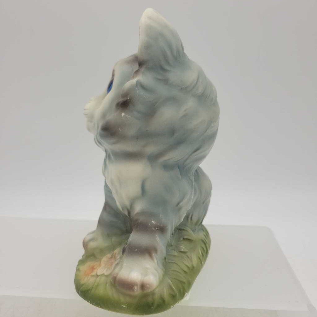 Vintage Kitten Figurine (TWS)