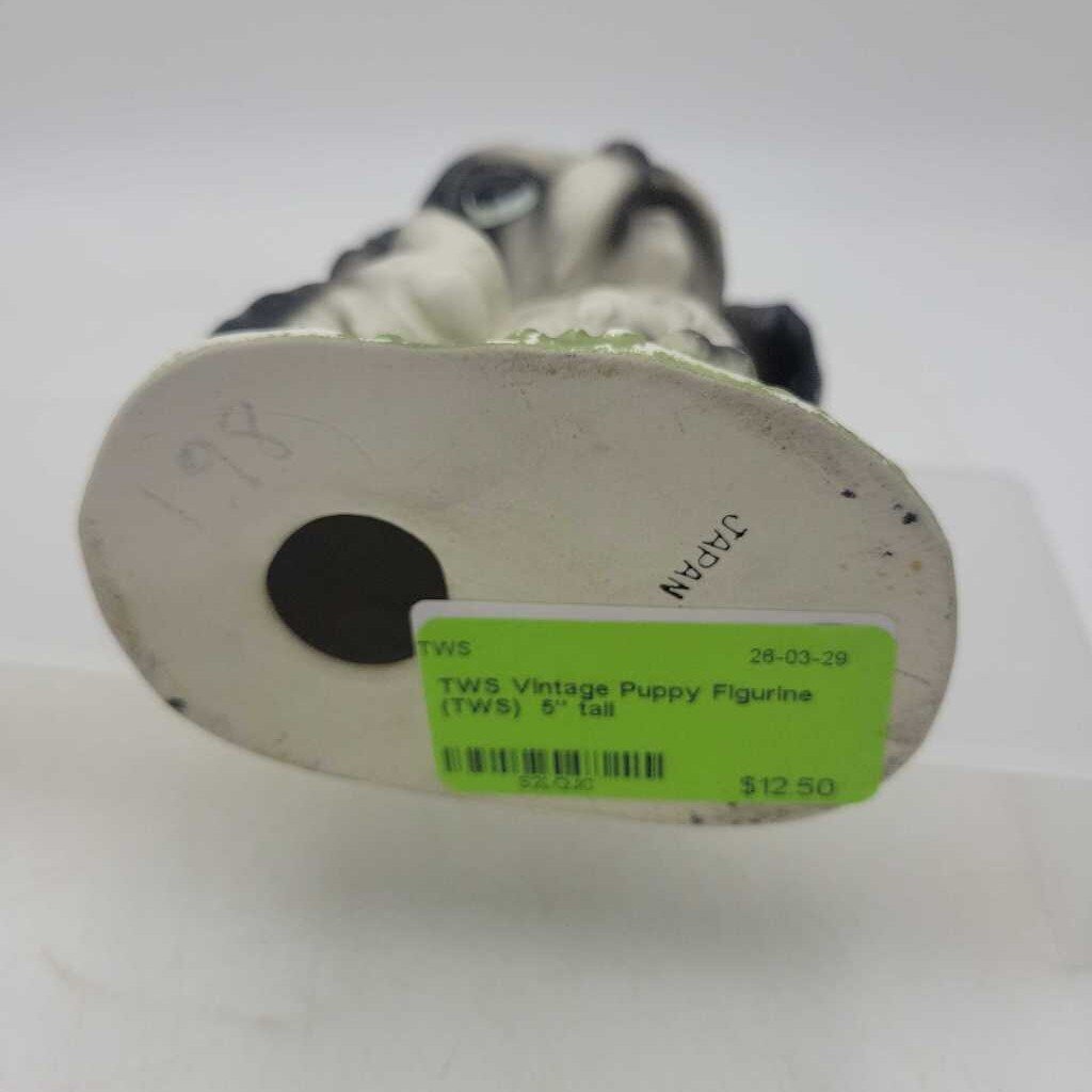Vintage Puppy Figurine (TWS)