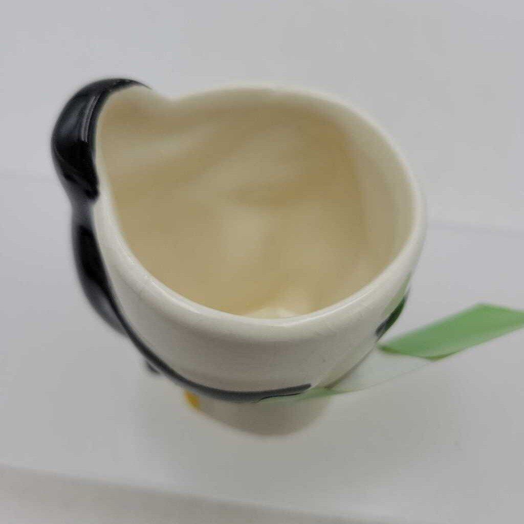 Vintage Penquins Egg Cup (JH49)