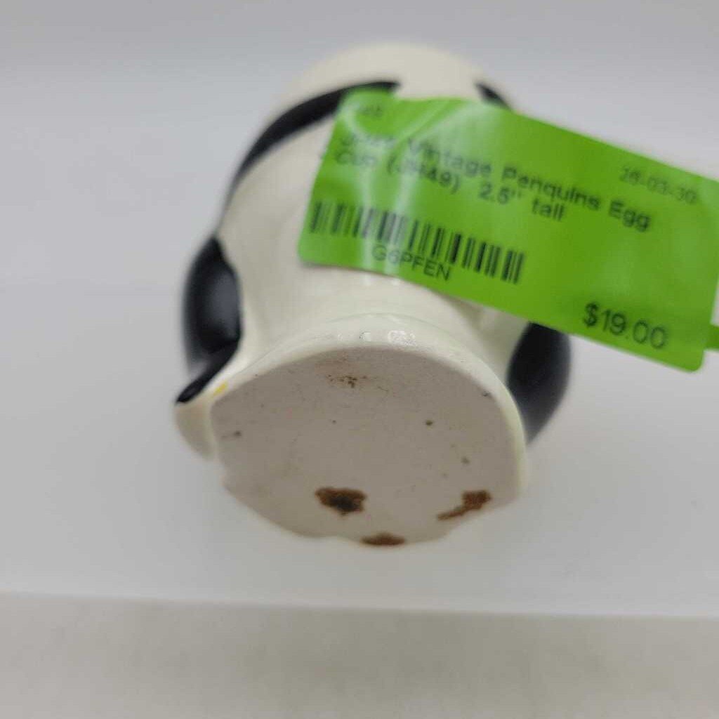 Vintage Penquins Egg Cup (JH49)