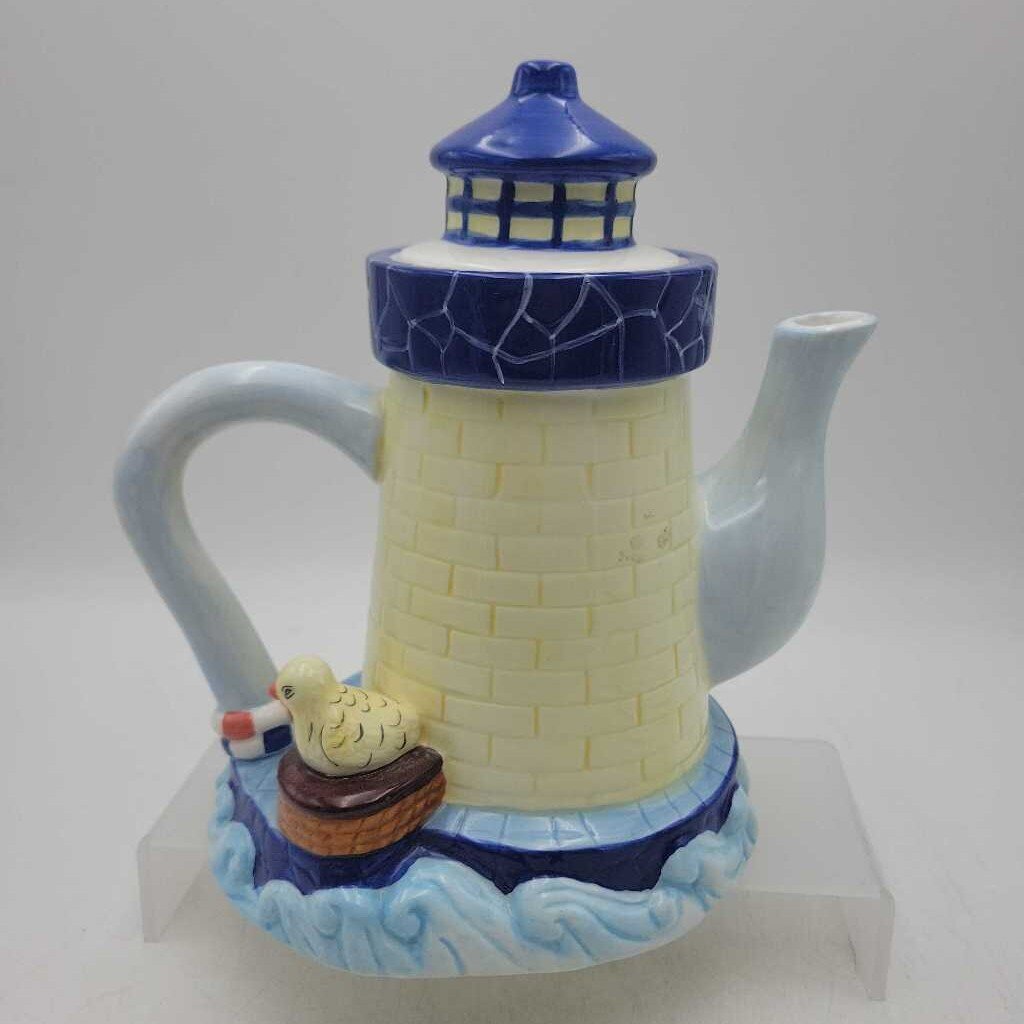 Lighthouse Tea pot w clock (BG) Not tested