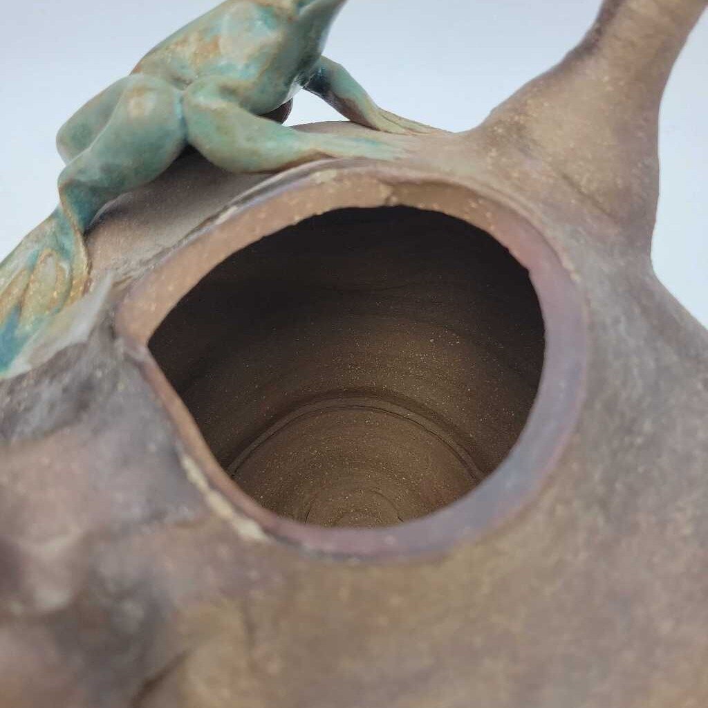VTG teapot featuring a sculpted frog figure with a green glaze on a brown-glazed body (BG)