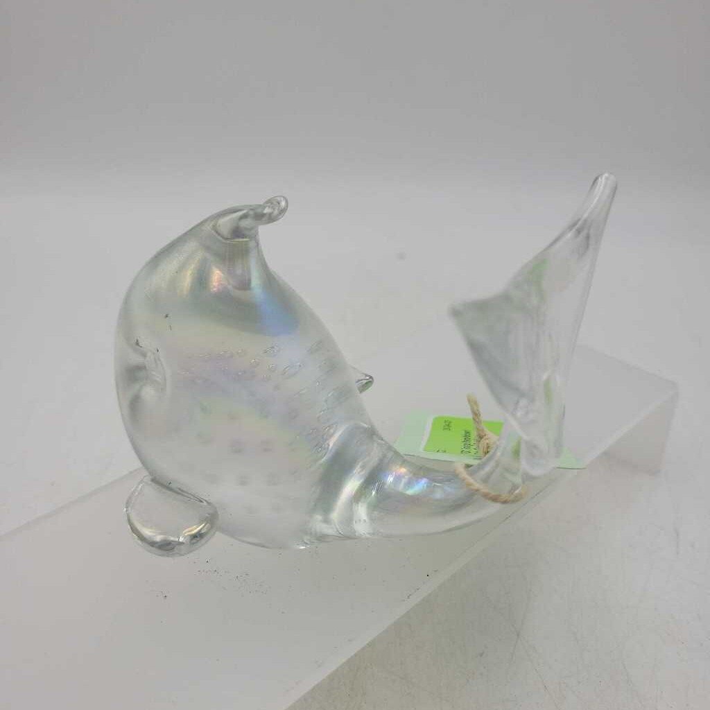 Vintage Hand-blown Clear Glass Fish Paperweight (TSC)