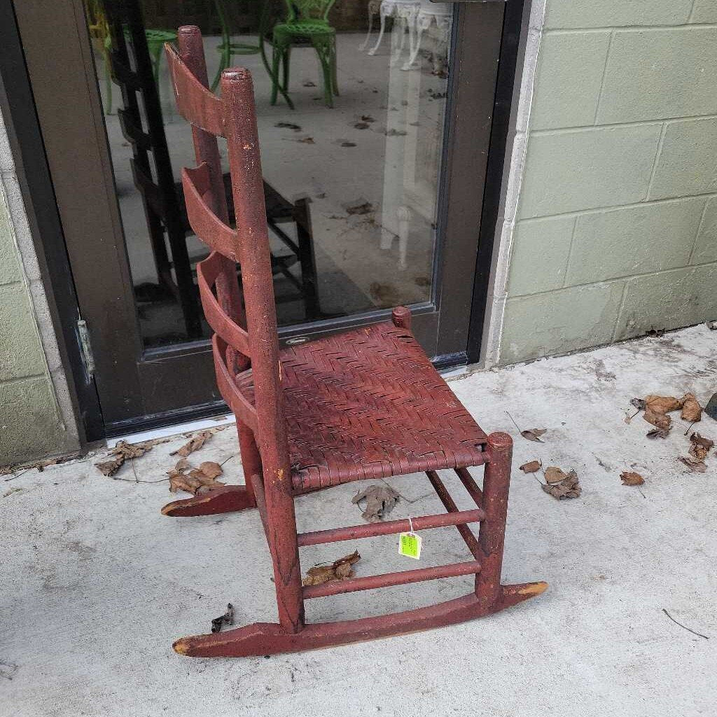 Antique Rocking Chair Primitive (JAS)