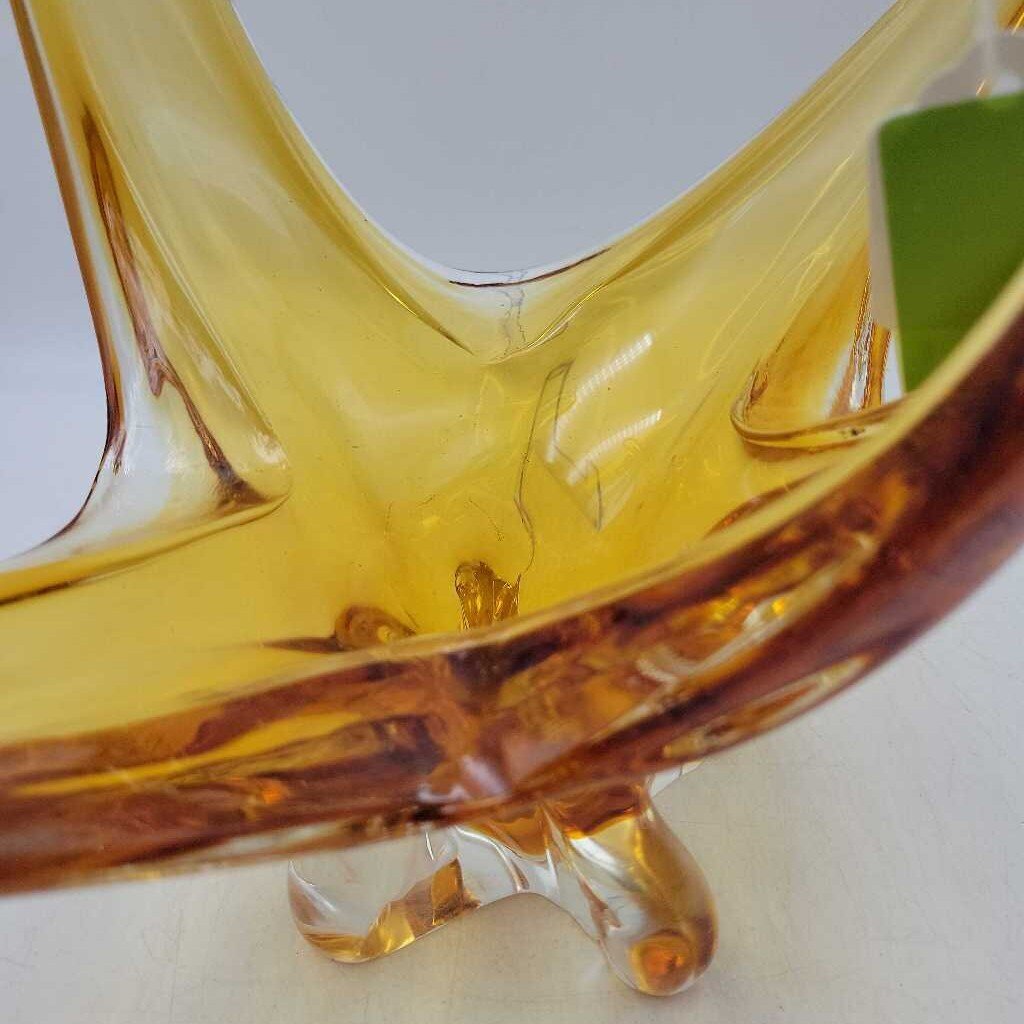 Chalet Art Glass vase (DEB)