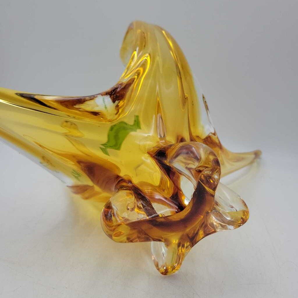 Chalet Art Glass vase (DEB)