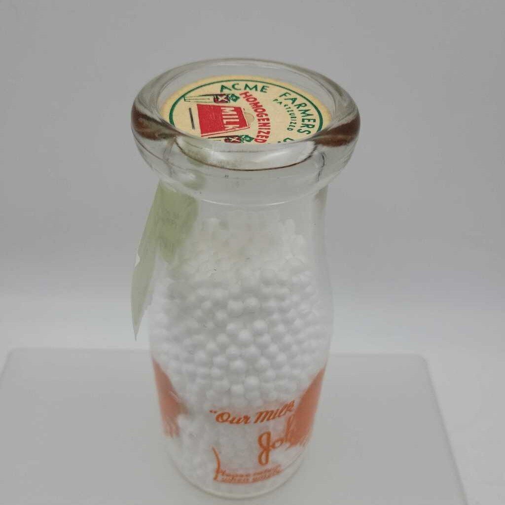 Johnstone Saskatchewan Milk Bottle (JEF) Half pint