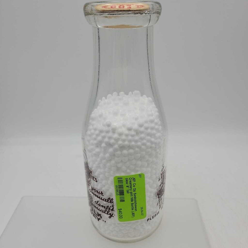 Co Op Saskatchewan Creamery pint Milk Bottle (JEF)