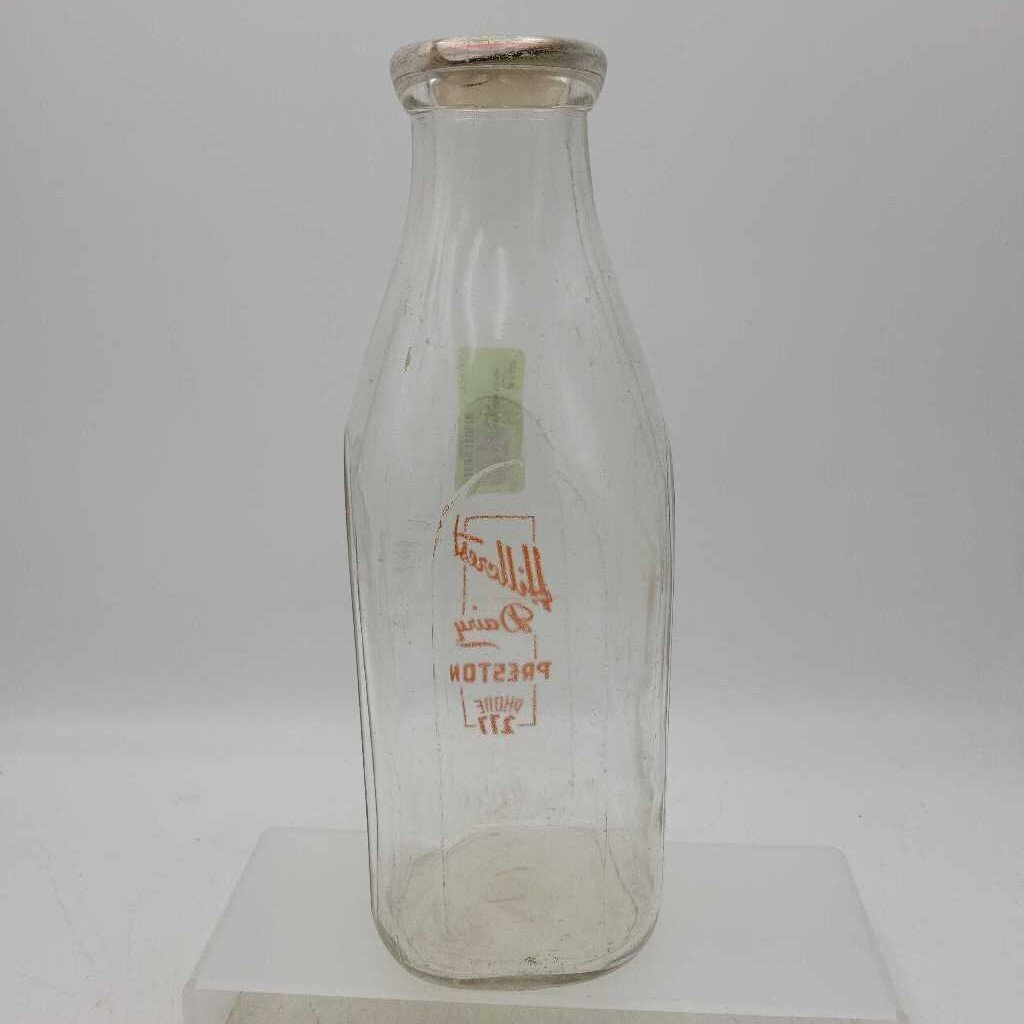 Hillcrest Dairy Milk bottle Preston (JEF)