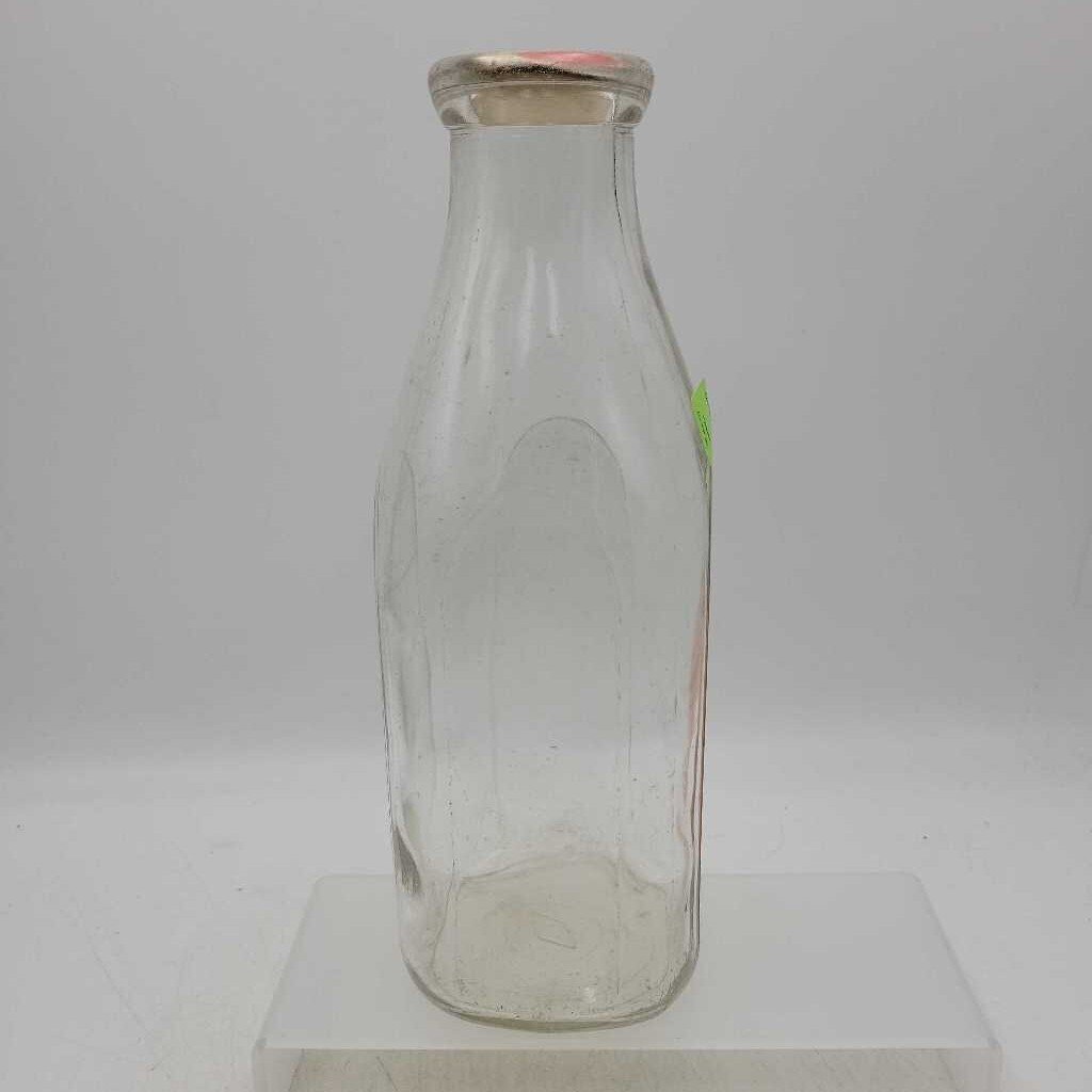 Hillcrest Dairy Milk bottle Preston (JEF)