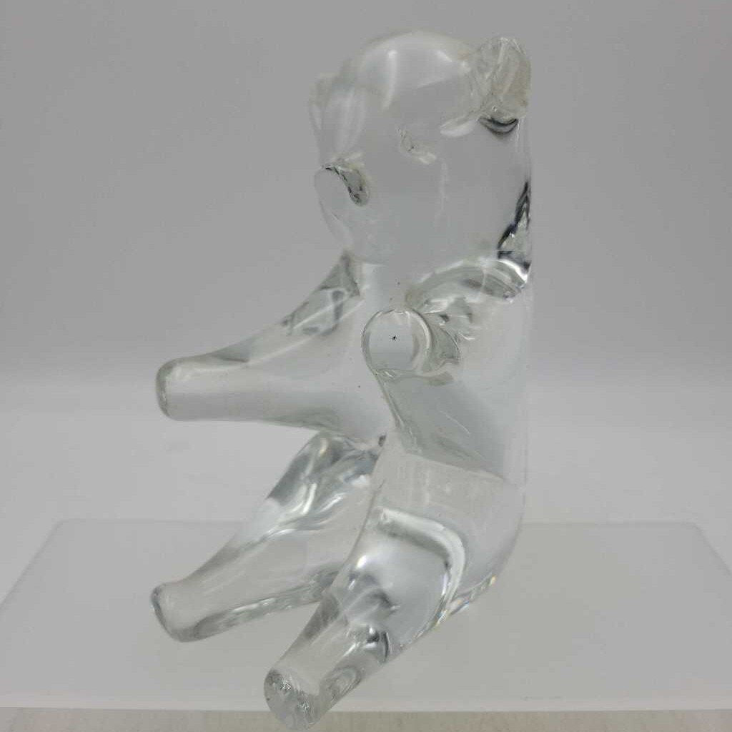 A vintage solid glass Bear (BS)