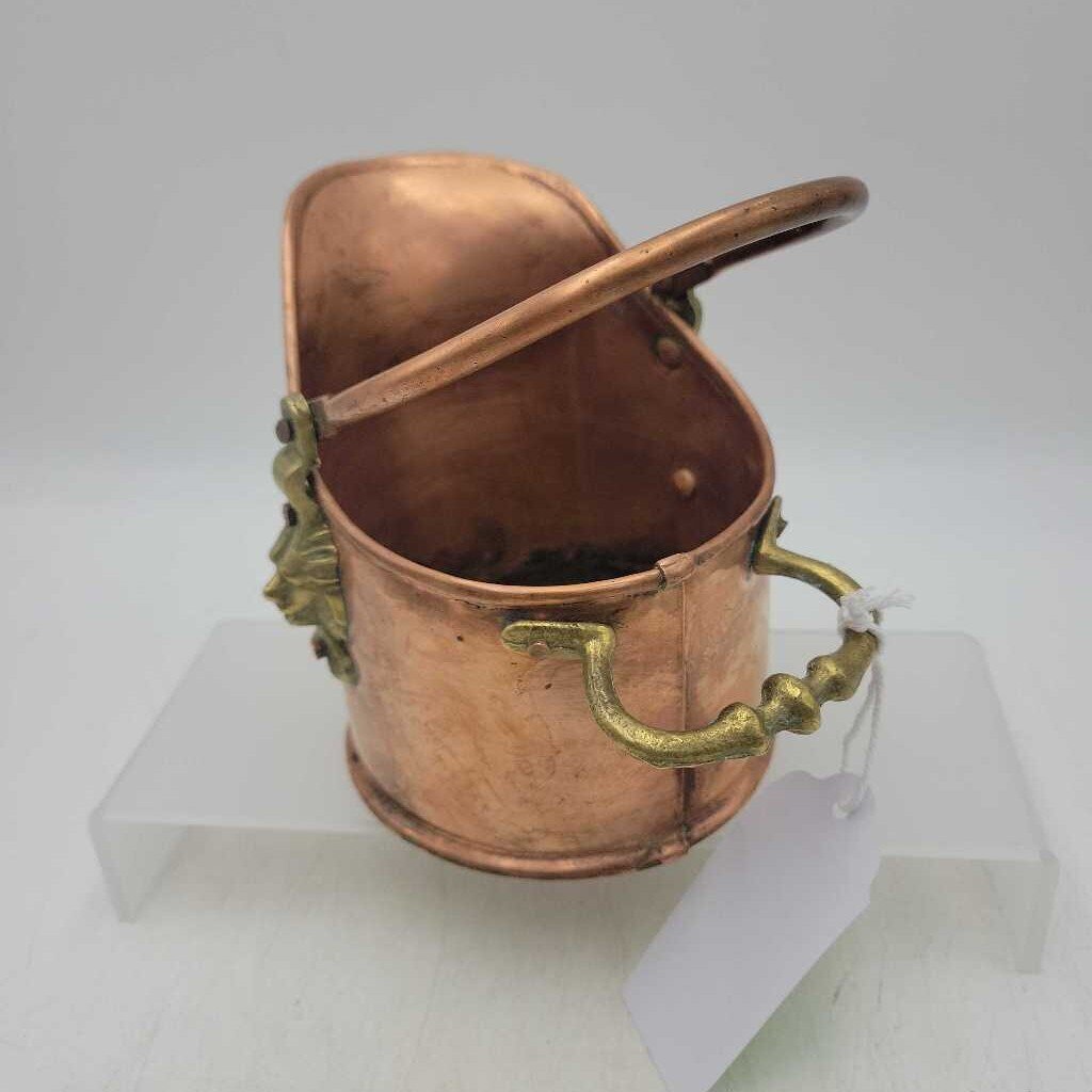 Copper & Brass Bucket with Lion Mounts (LOR)