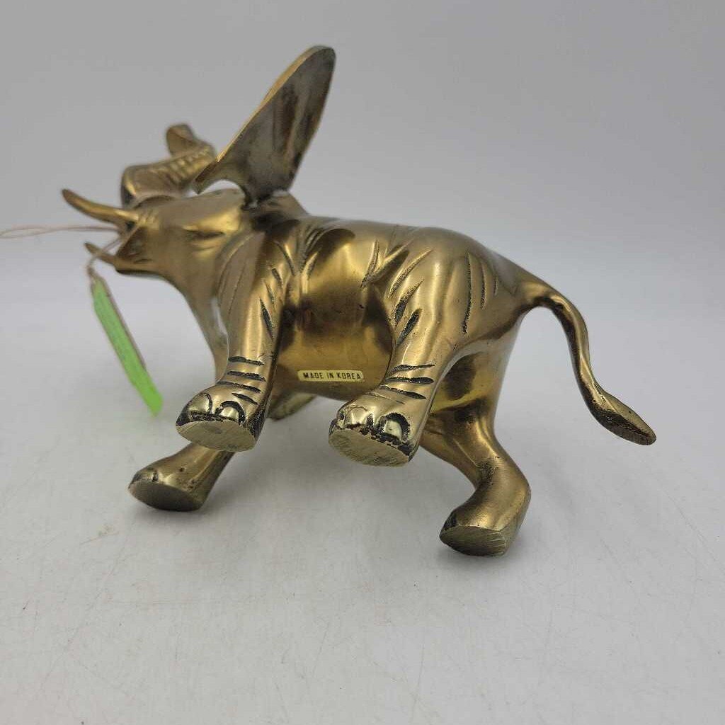 Large solid Brass Elephant (7"H x 8"L) (SAL)