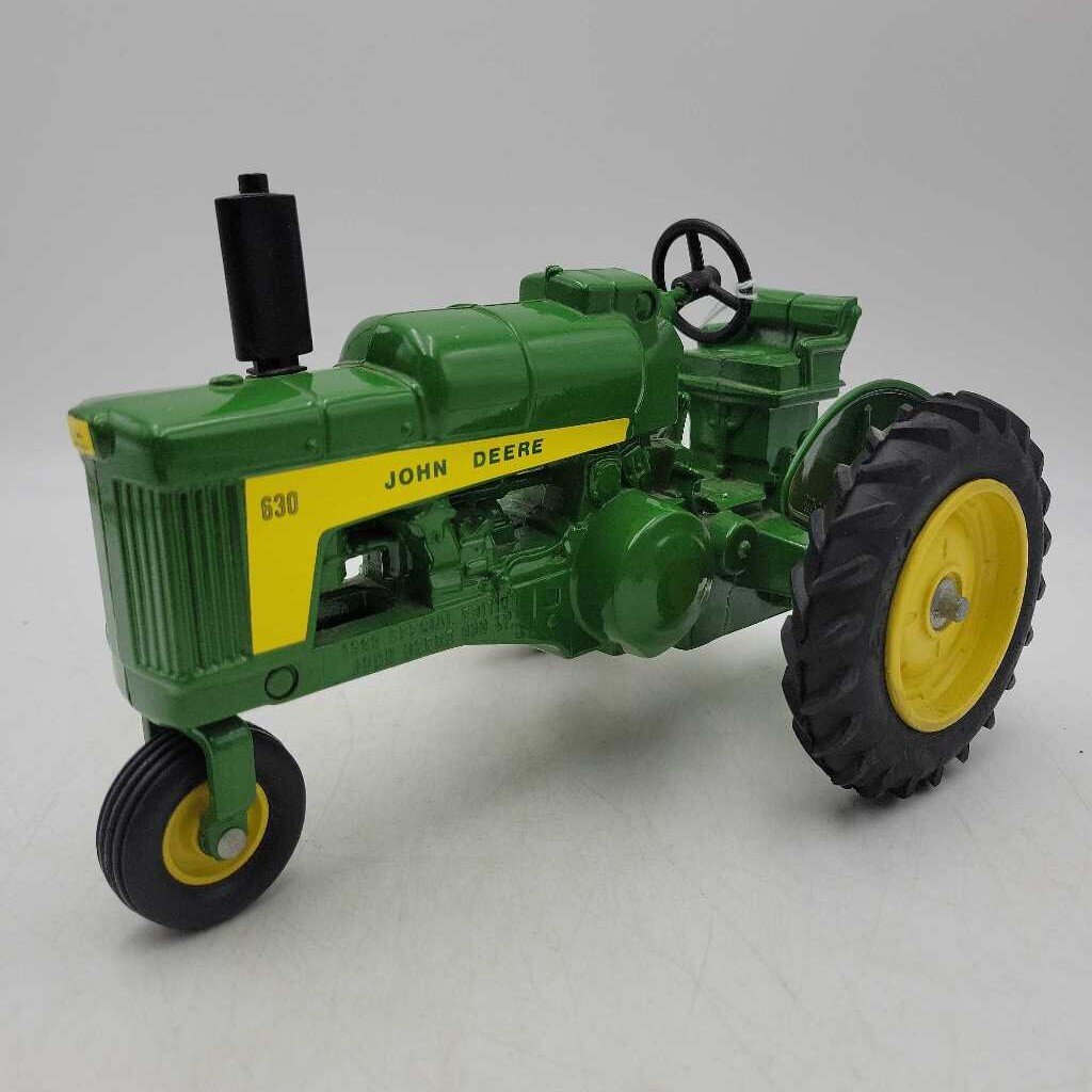 John Deere Tractor 630 Propane Ertl Model (RAE)