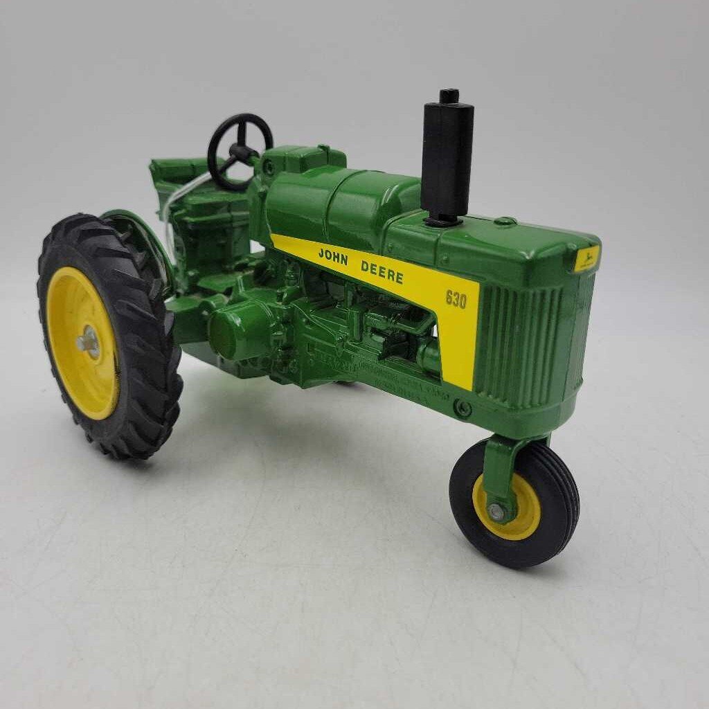 John Deere Tractor 630 Propane Ertl Model (RAE)