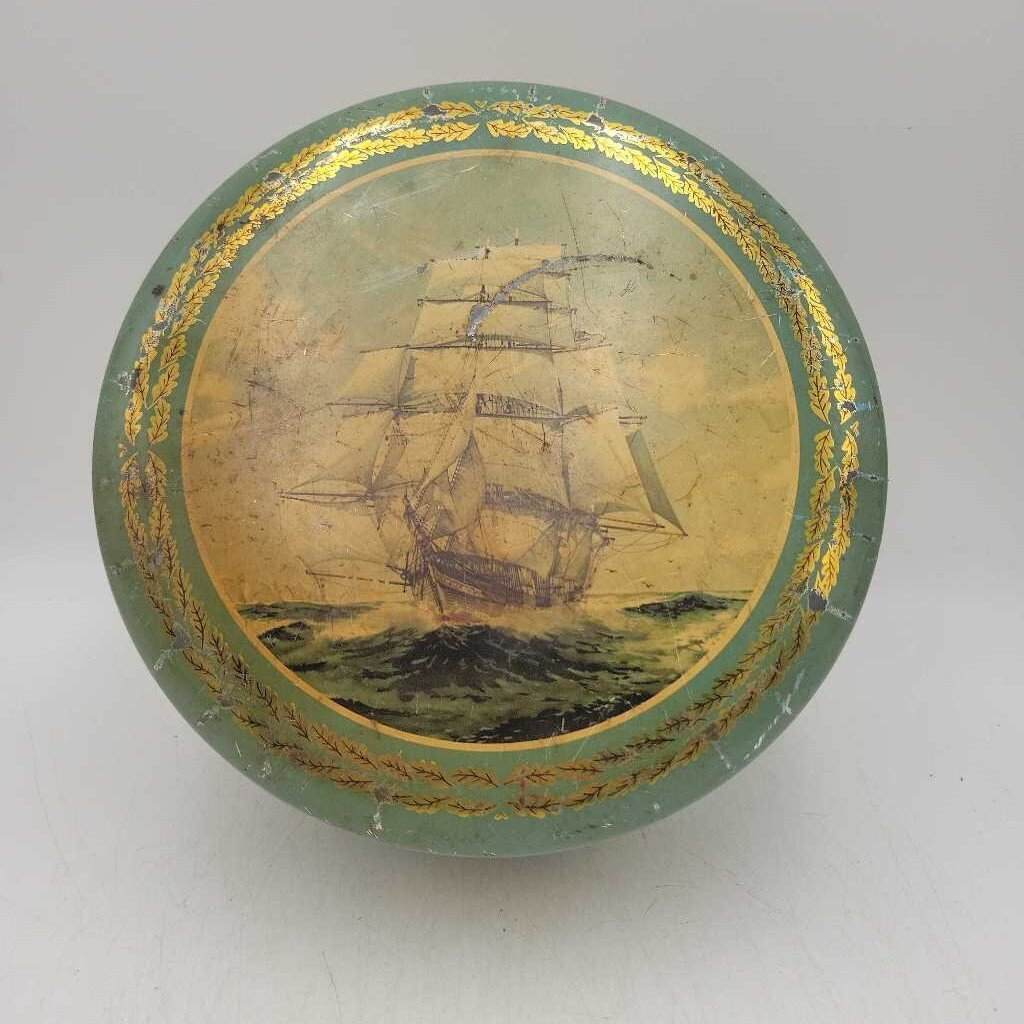 VTG sail boat Ship Tin (BG)