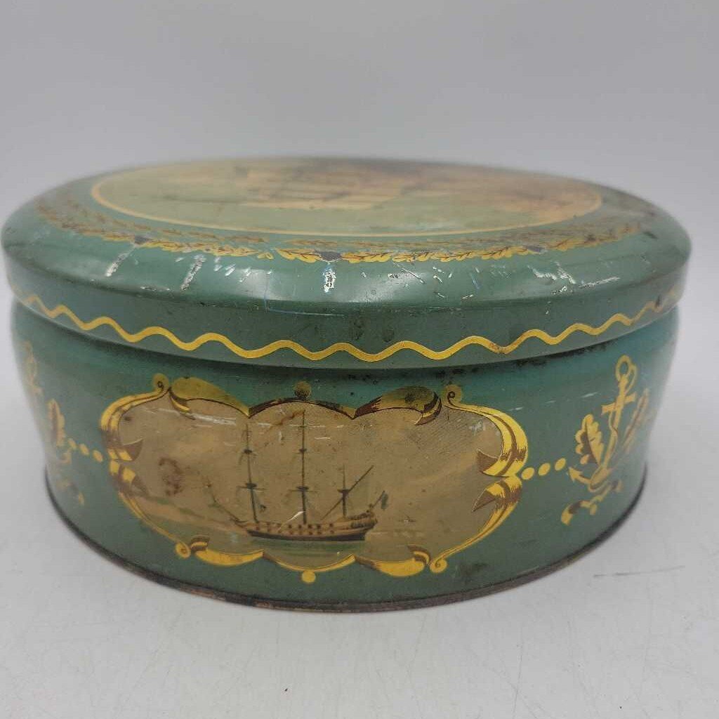 VTG sail boat Ship Tin (BG)