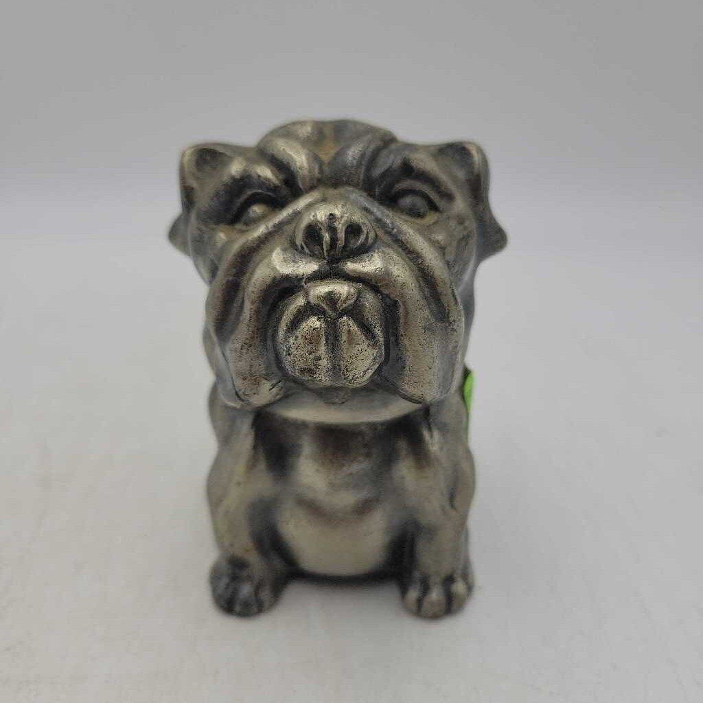 Bulldog Dog cast Figure (RHA)