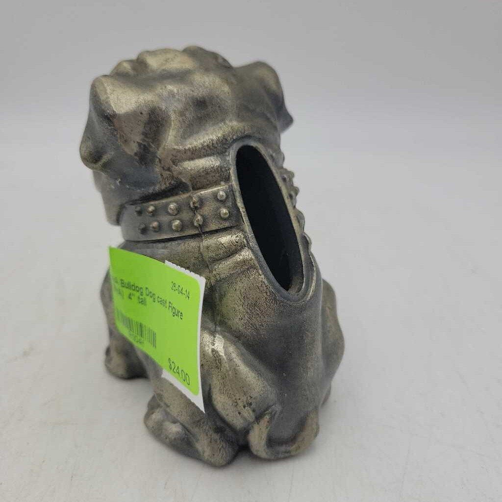Bulldog Dog cast Figure (RHA)