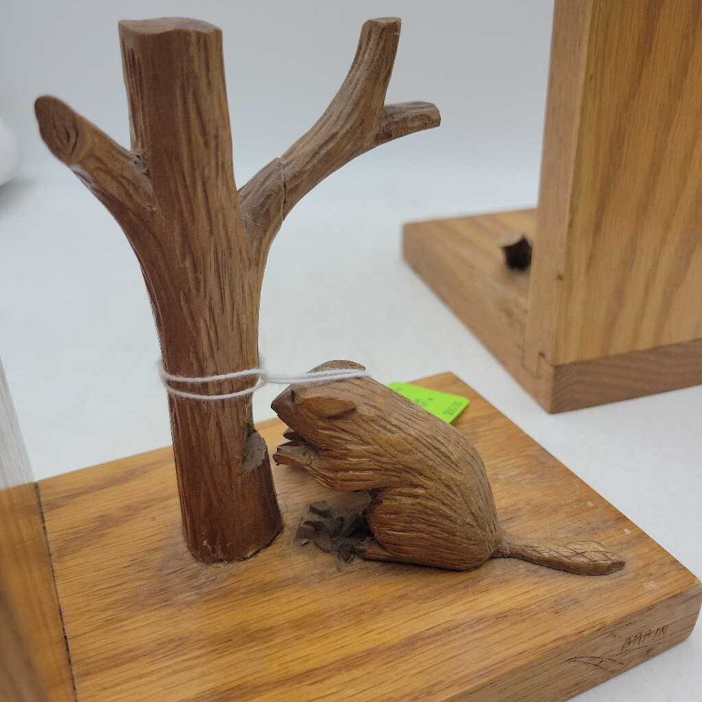 Hand Carved Beaver Bookends (BS) Signed Apin Quebec