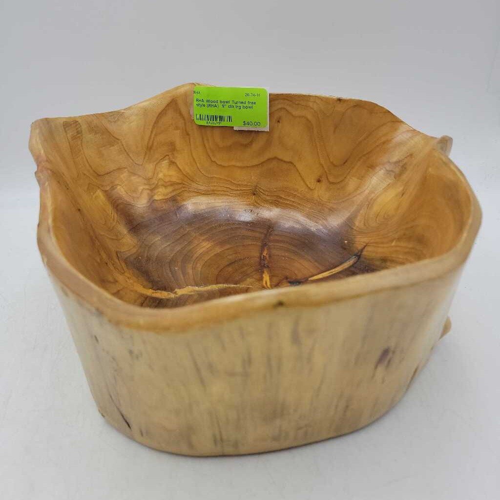 Wood bowl Turned free style (RHA)
