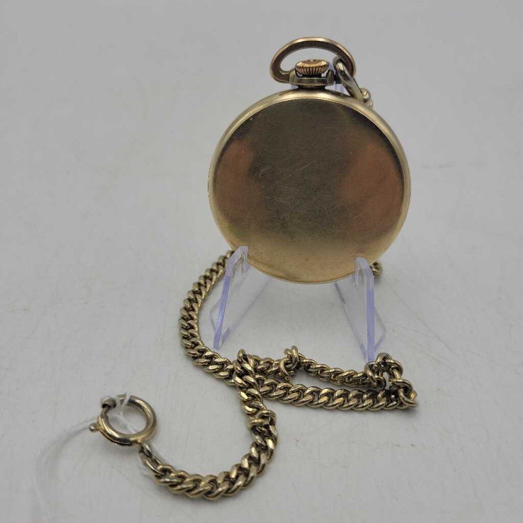Waltham Colonial 10k Gold Filled 17 Jewels (GEC) Does run but could use a cleaning