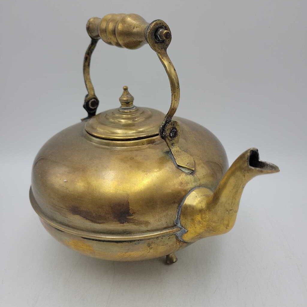Brass Tea Pot (YVO) (604)