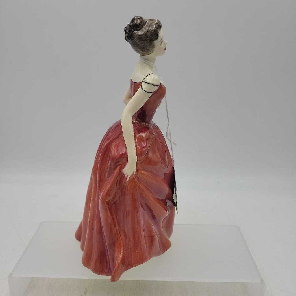 Royal Doulton "Innocence" #289 HN#2842
