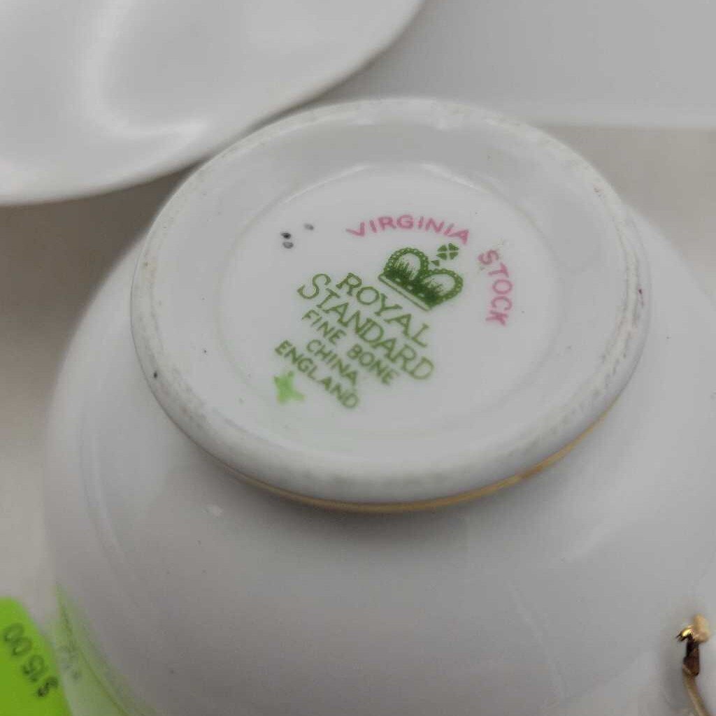 Royal Standard Chintz Cup and saucer (DEB)