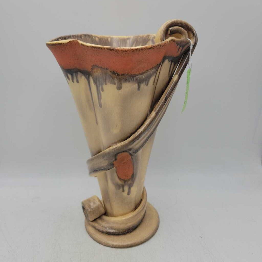Art Deco Vase (DEB)