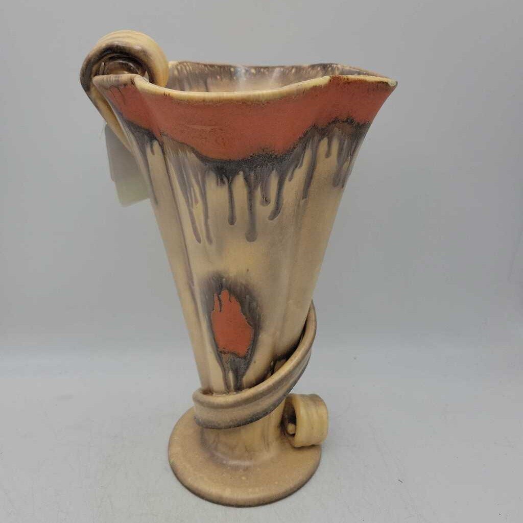 Art Deco Vase (DEB)