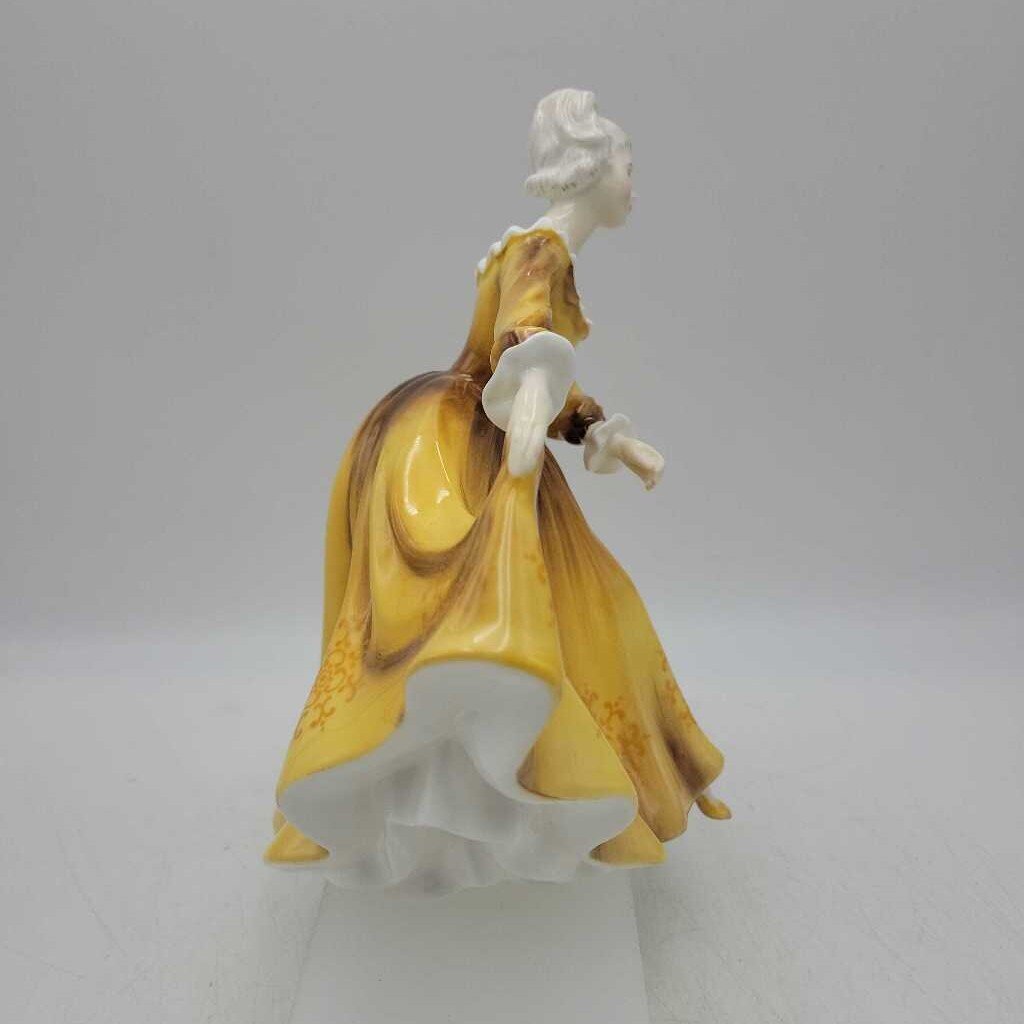 Royal Doulton Kirsty HN 2381 ( JR)