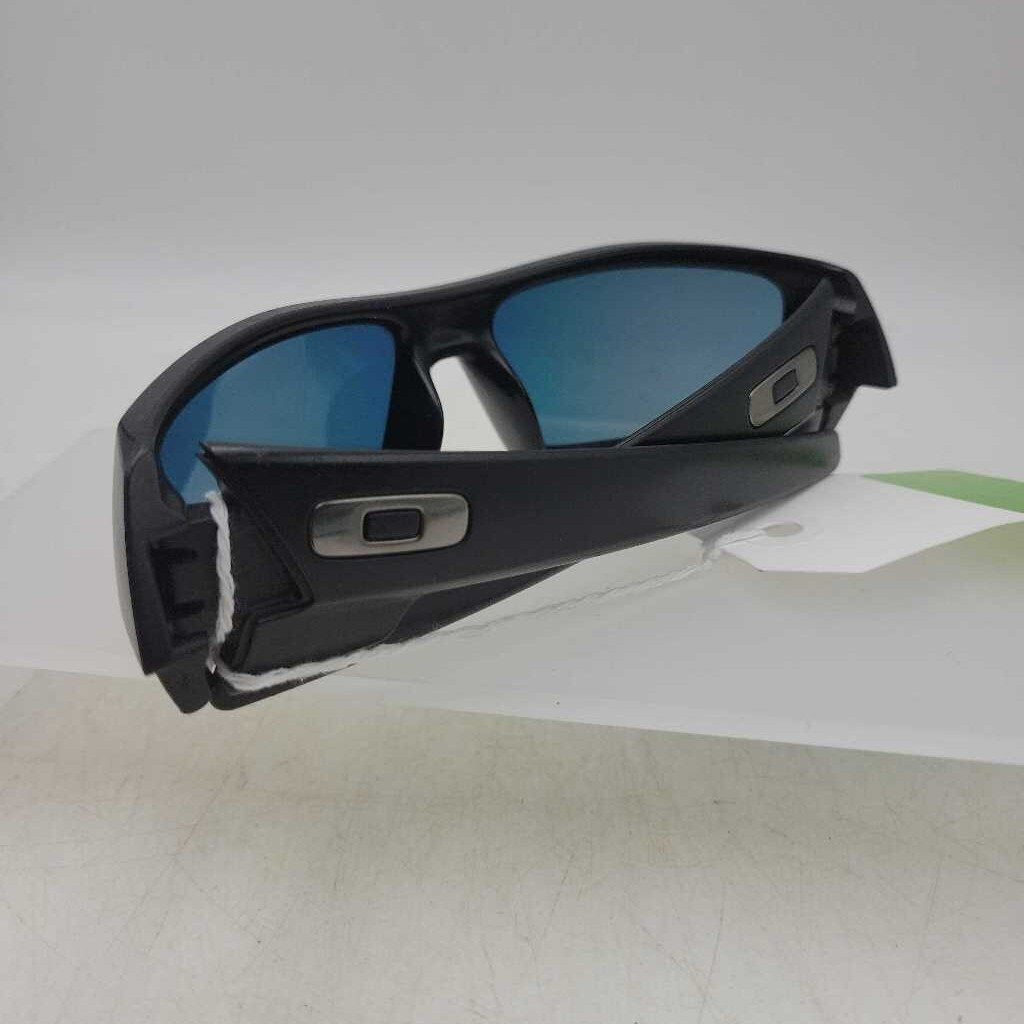 Sunglasses model 26-246 Oakley Gascan Ruby Iridium USA (M2) # 565