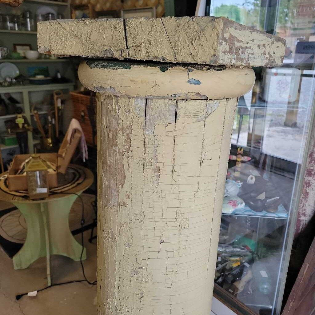 Rustic Pillar (YVO) (604)