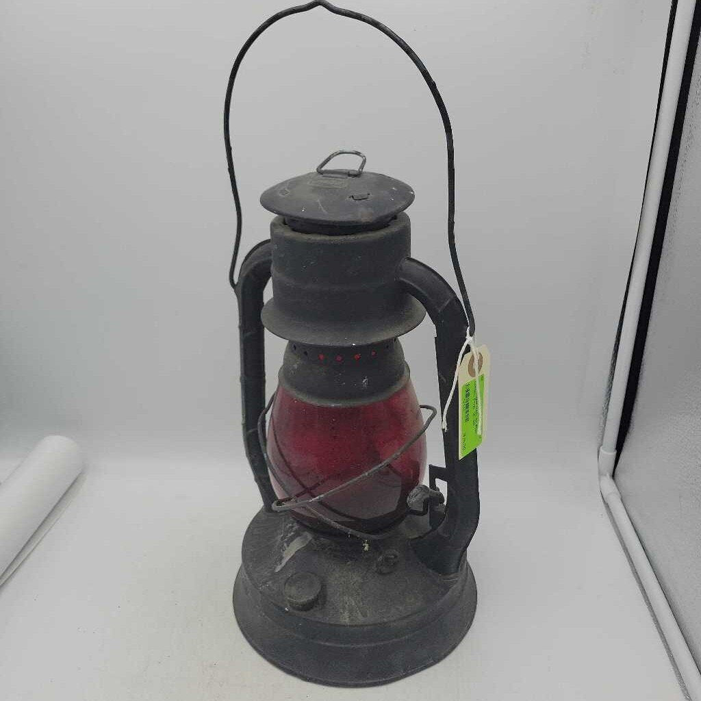 Antique Dietz Air Pilot Lantern (US2)