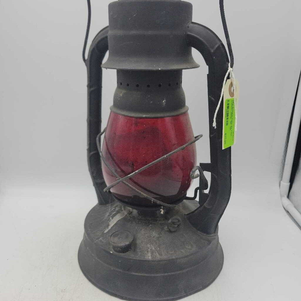 Antique Dietz Air Pilot Lantern (US2)