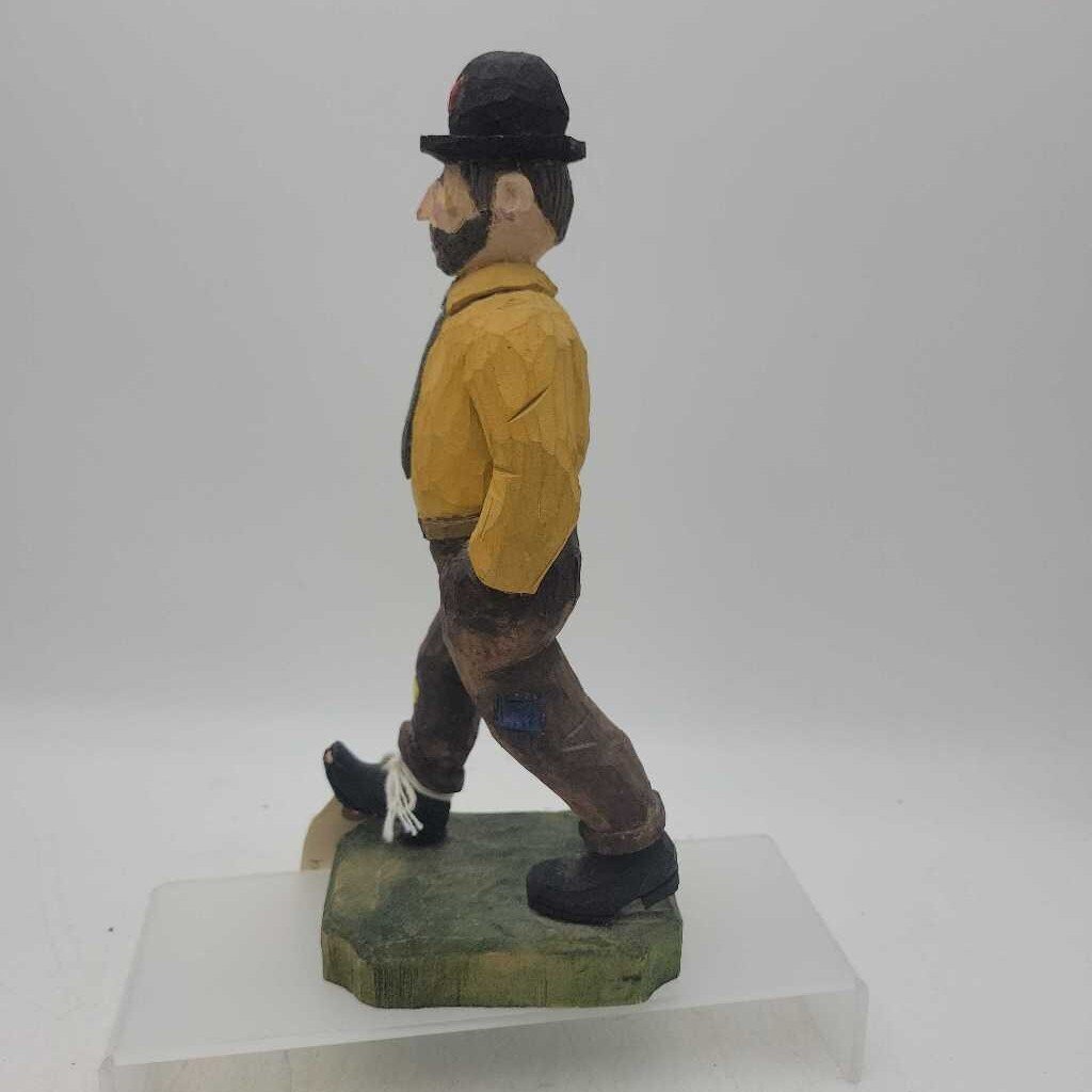 Hand carved Hobo folkart, stamped maker and 1979(JL)