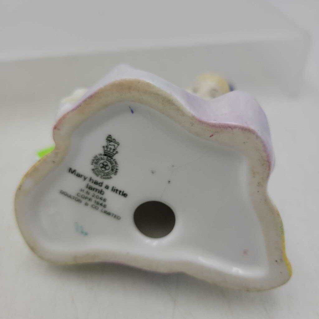 Royal Doulton Figurine Mary Had A Little Lamb HN2048 Excellent Condition