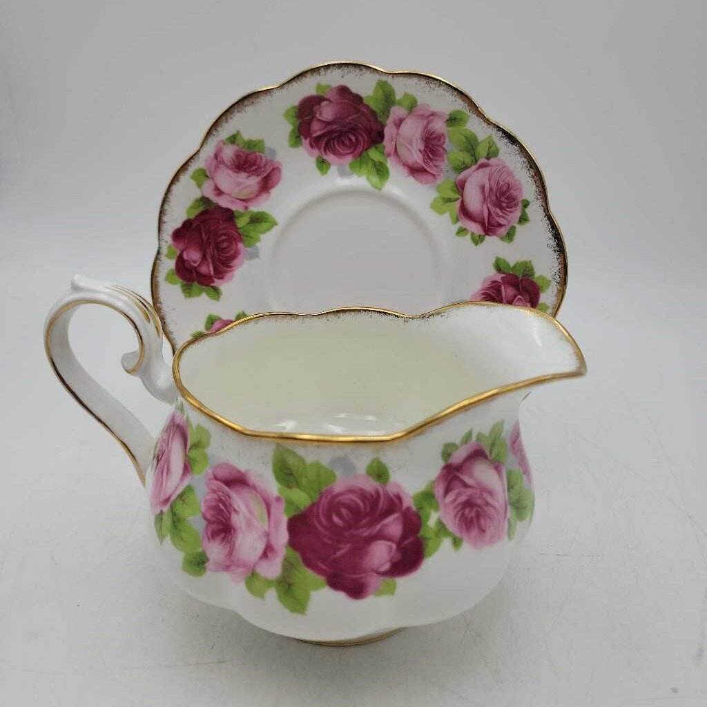 Old English Rose - Gravy Boat with saucer (2Pc) Royal albert (KEN)