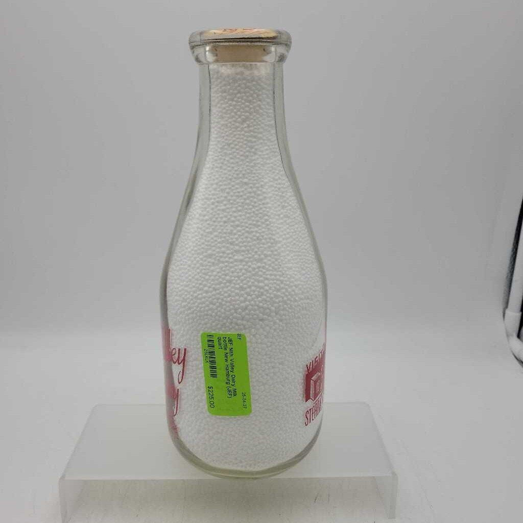 Nith Valley Dairy Milk bottle New Hamburg (JEF)