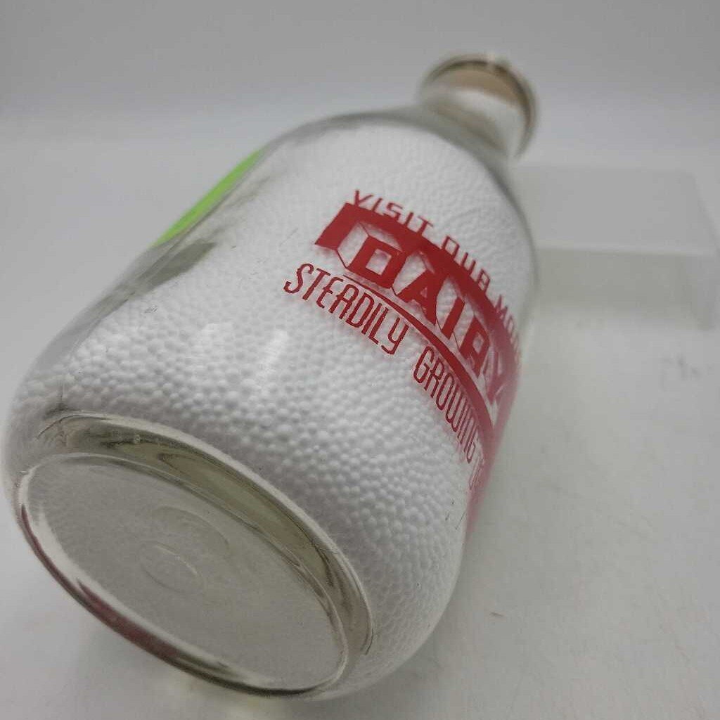 Nith Valley Dairy Milk bottle New Hamburg (JEF)