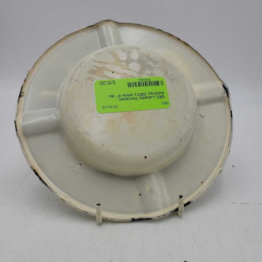 Labatts Porcelain Ashtray (GEC)