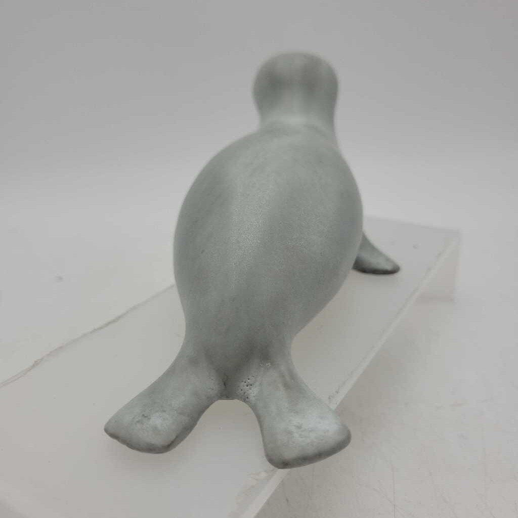 Vintage Anderson Pottery Baby Seal (OH)