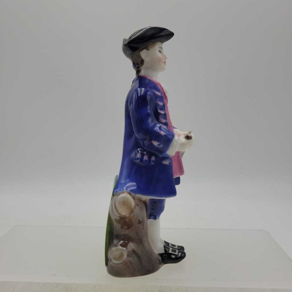Royal Doulton "Boy from Williamsburg" HN2783 (JAS)