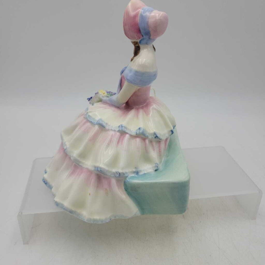 Royal Doulton "Daydreams" (JAS) HN1731