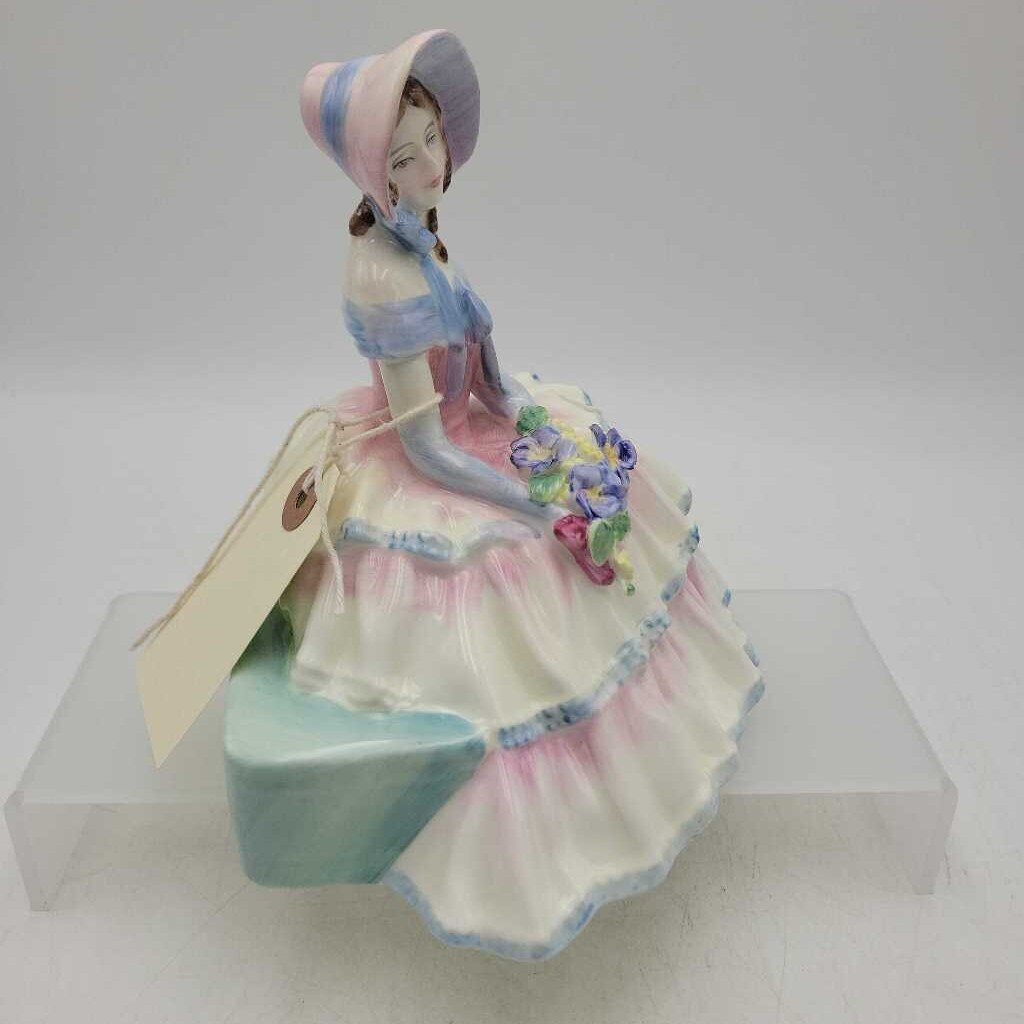 Royal Doulton "Daydreams" (JAS) HN1731