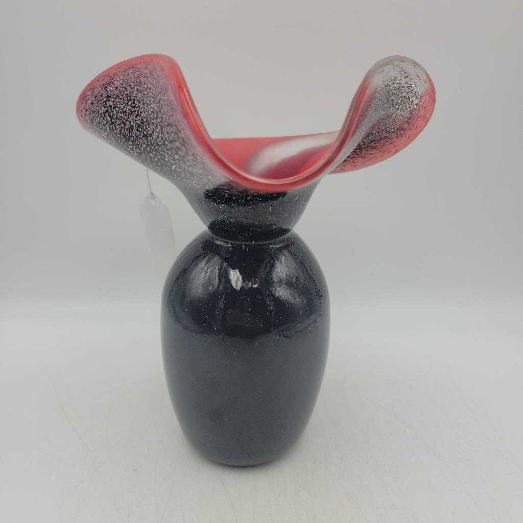 Art Glass vase (DEB)